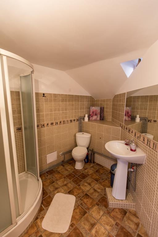 Pensiunea Kristin Brașov Exterior foto